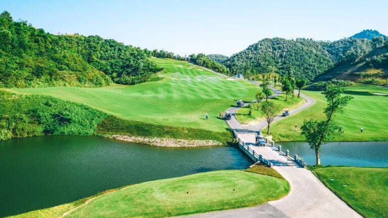 Hilltop Valley golf course Vietnam