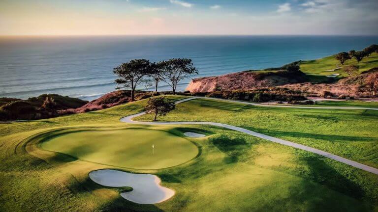 Aerial image of Torrey Pines tenth hole and Pacific Ocean