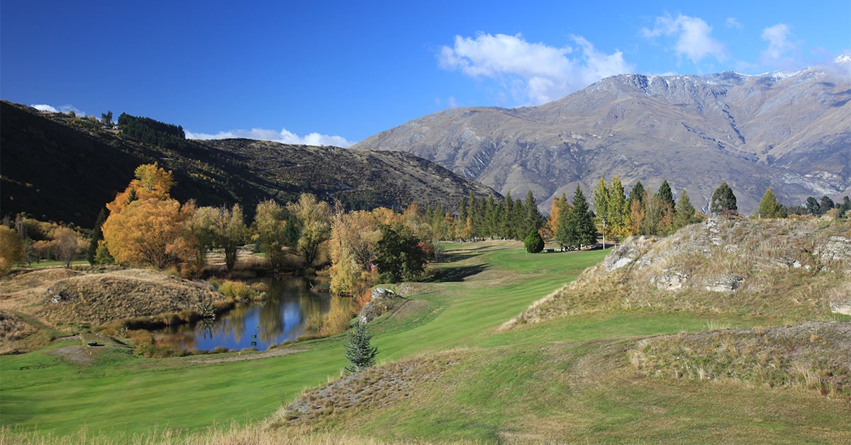 Narrow fairways lead through small valleys