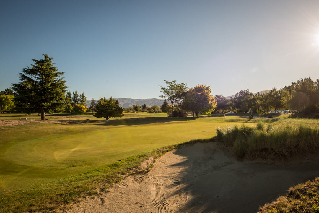 Eighteenth green at Cromwell golf course