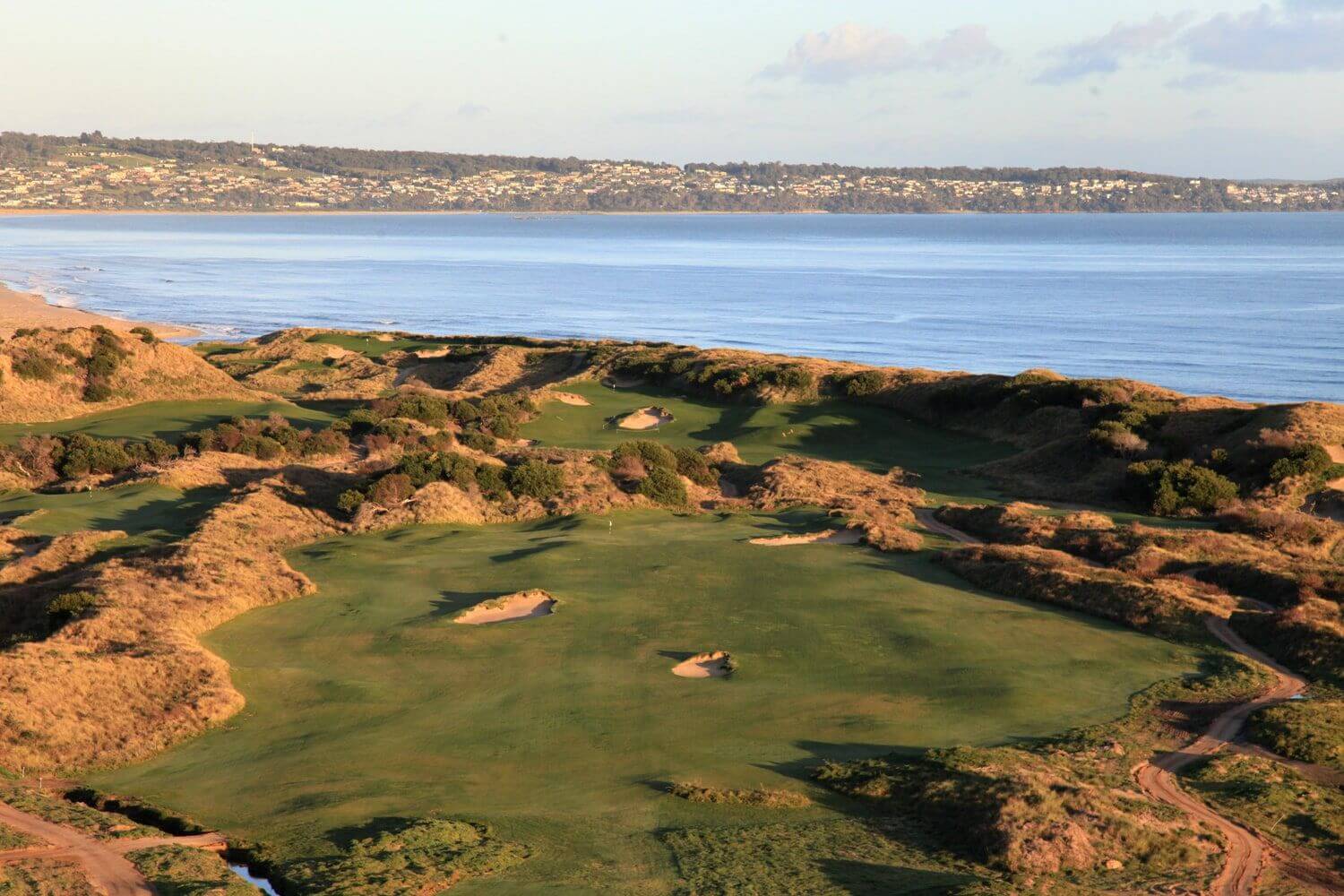 Lost Farm golf course overlooks Bass Strait