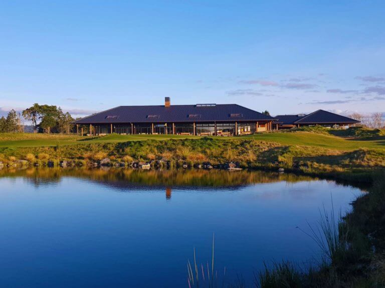 Windross Farm Golf Clubhouse behind lake