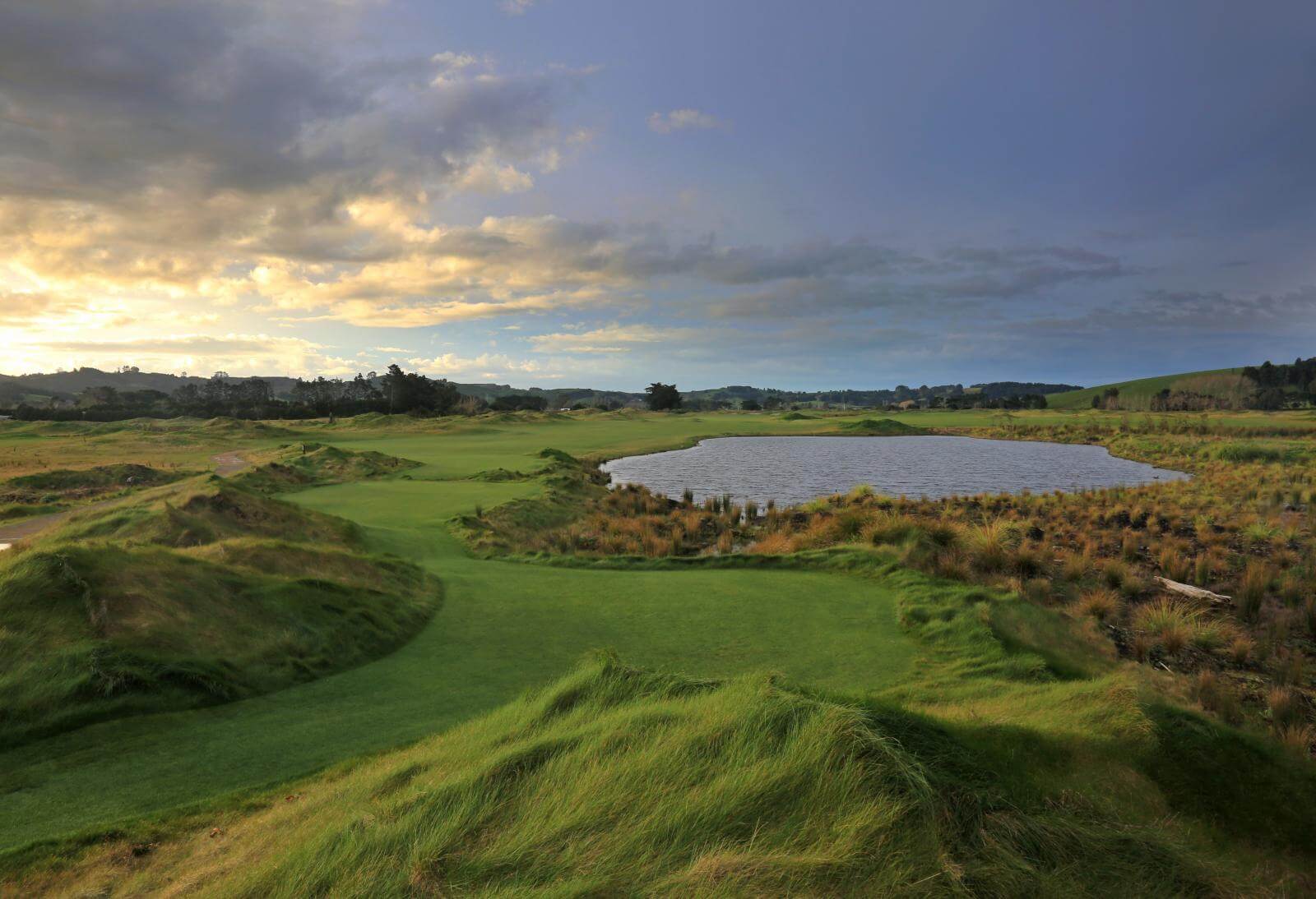 Windross Farm man-made lake in New Zealand