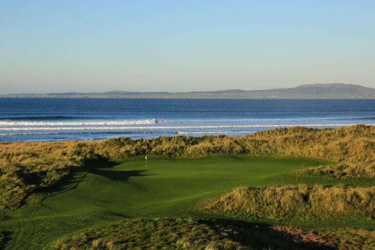 The Machrie golf course and Laggan Bay