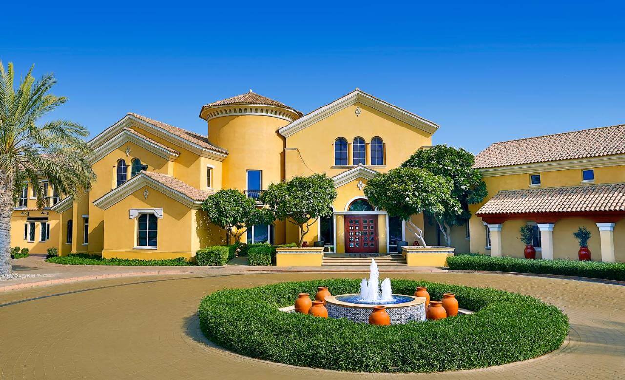 Arabian Ranches clubhouse exterior