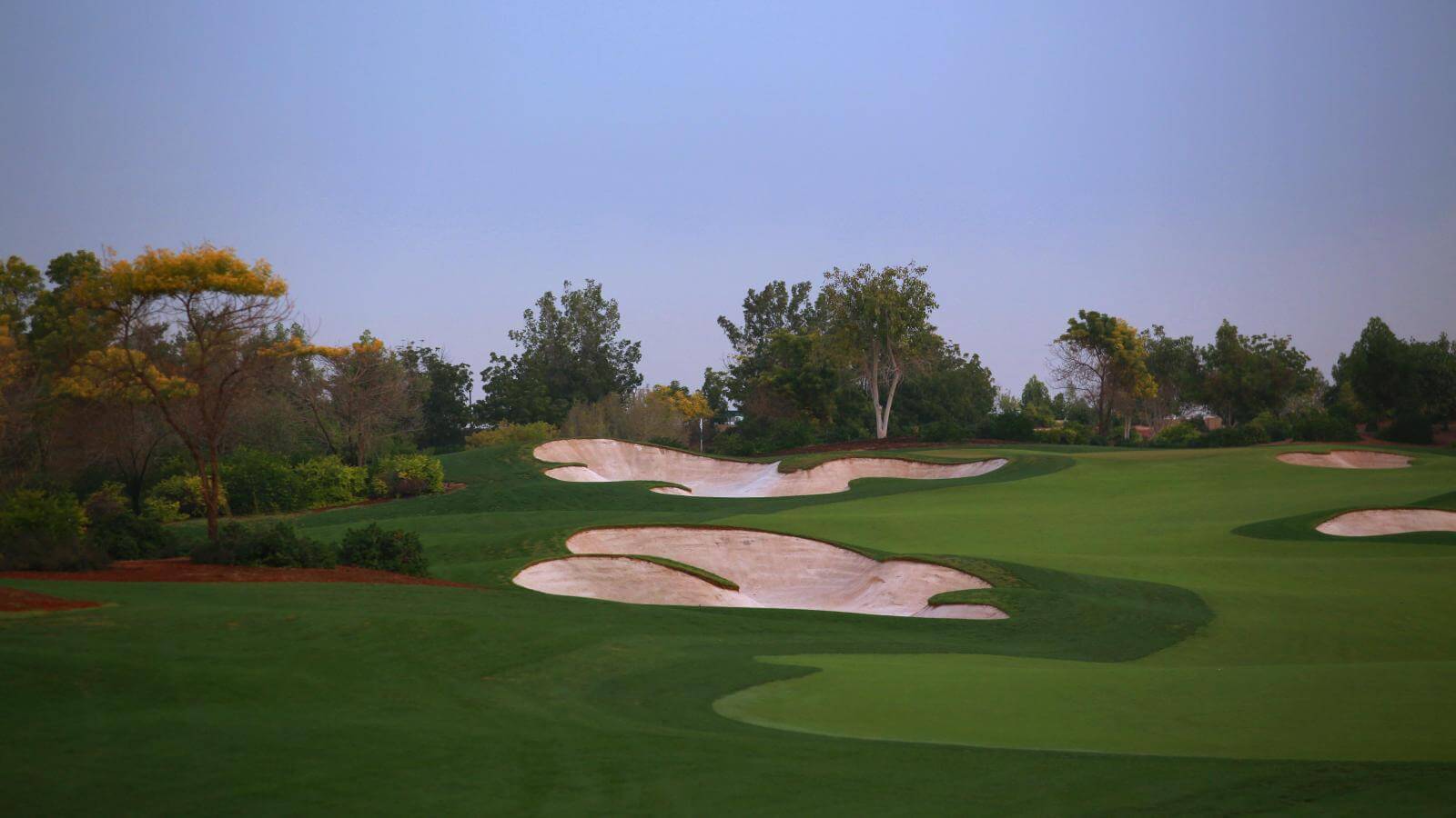 Jumeirah Golf Estates Earth course bunkers