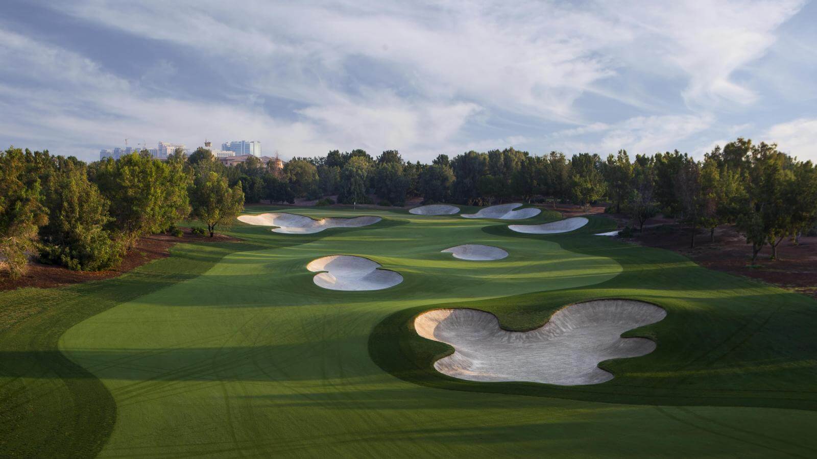 Jumeirah Golf Estates Earth course