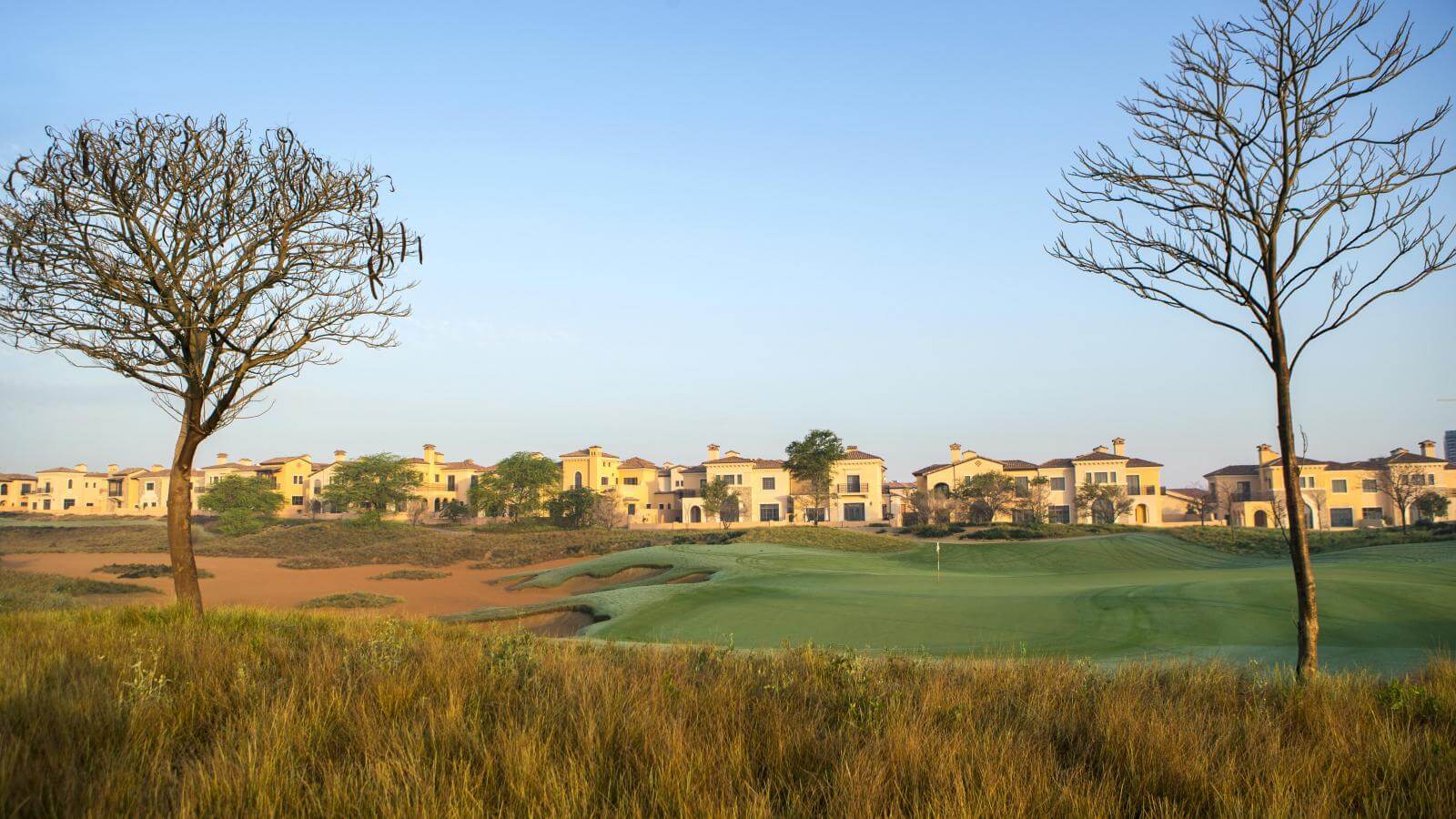 Residential estate behind the Jumeirah Golf Estates Fire course