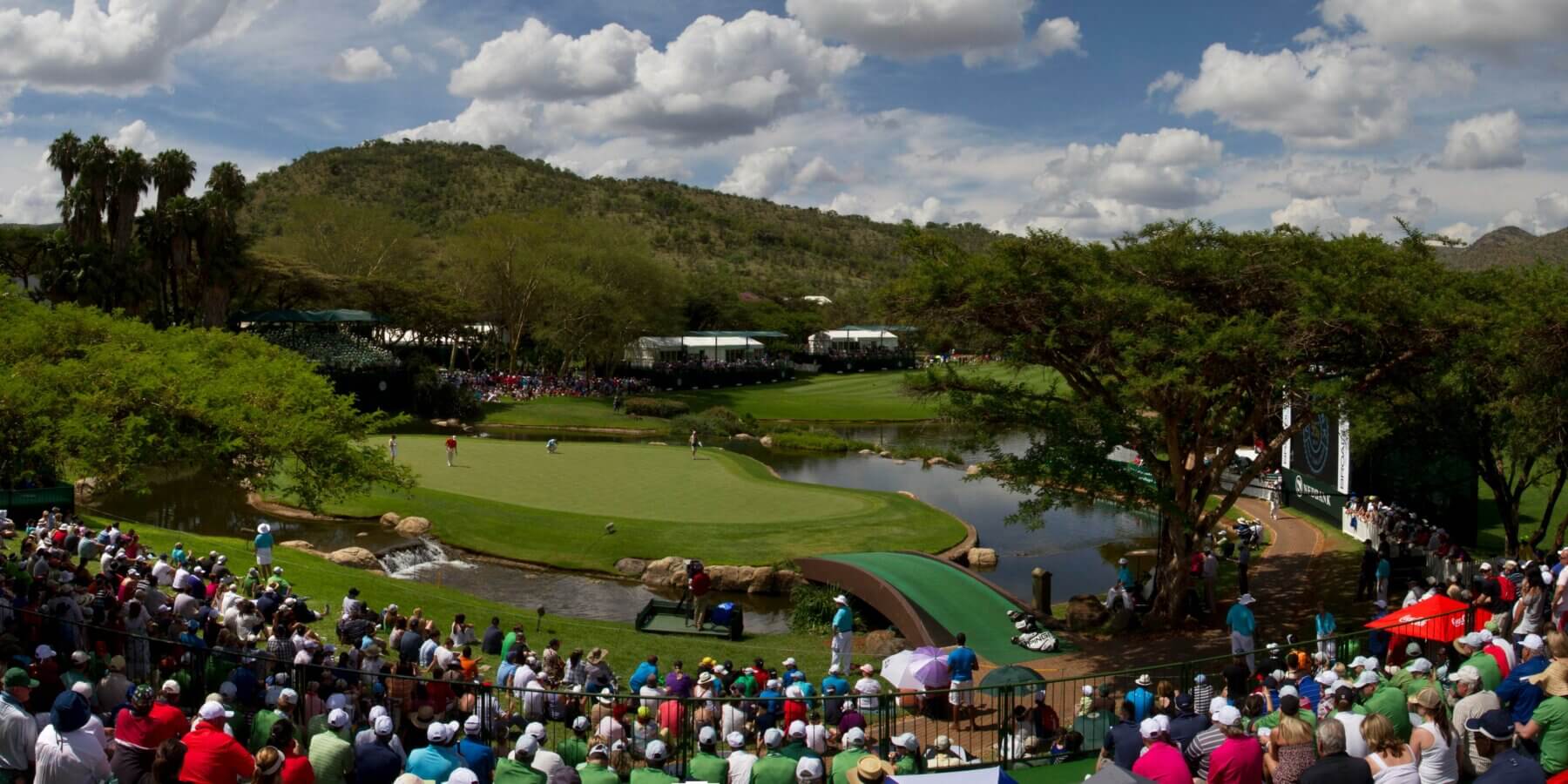 Crowds watch golf event at Sun City Resort