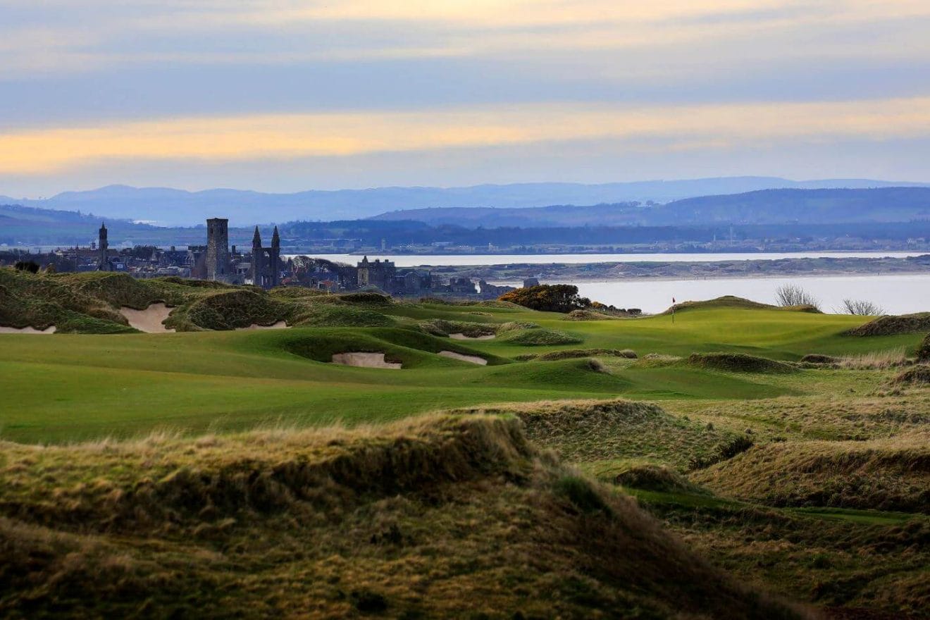 St Andrews Links Castle Course Fife, Scotland Voyages.golf