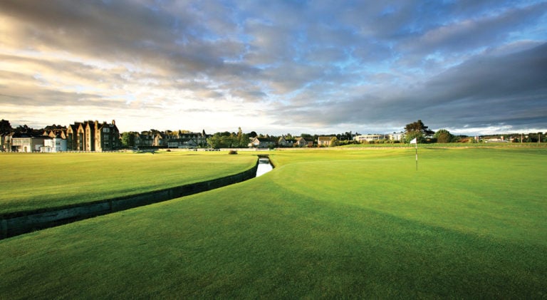 Iconic Old Course at St Andrews 1st-hole green