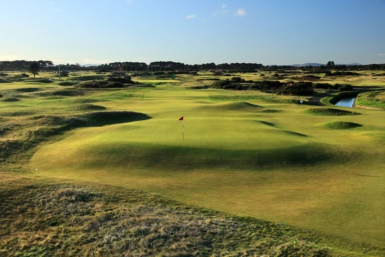 View of the 4th green at Buddon Links, Carnoustie Golf Links, Scotland, United Kingdom