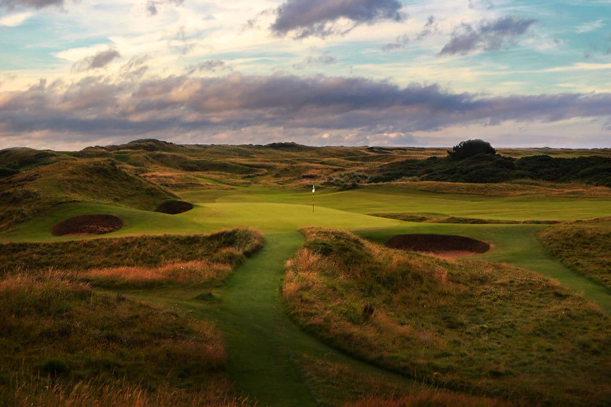 Royal Troon Old Course - South-West Scotland – Voyages.golf