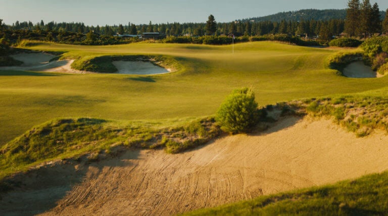 Image of a bunker approach to the green at Tetherow Resort, Bend, Oregon, USA