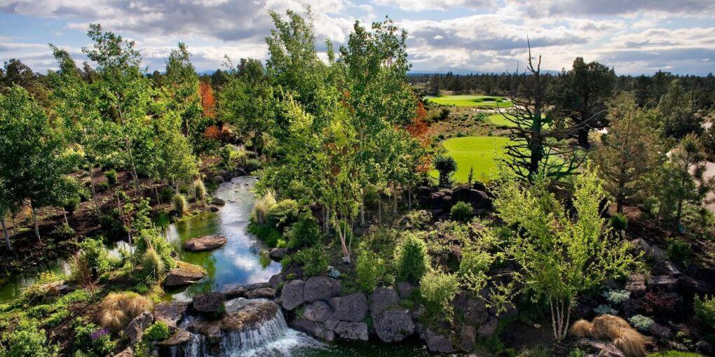 Overlooking a creek on the 4th hole of the Jack Nicklaus designed Signature Course at Pronghorn Resort, Bend, Oregon, USA