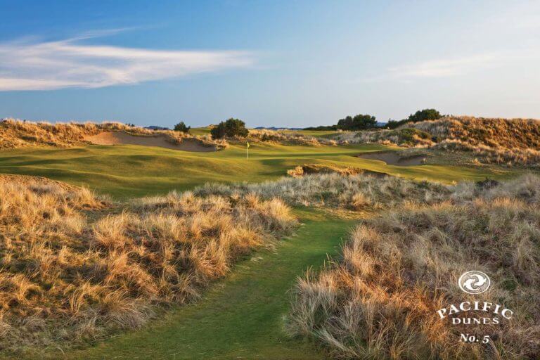 Image depicting the 5th hole, Pacific Dunes Golf Course, Bandon Dunes Golf Resort, Oregon, USA