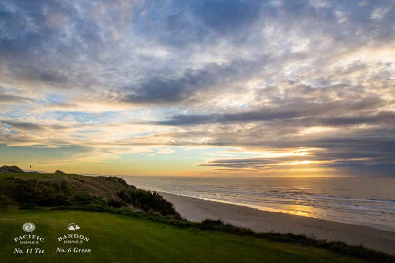 Image of the Pacific Ocean from the 6th green on Bandon Dunes, Bandon Dunes Golf Resort, Oregon, USA