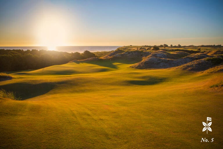 Image of the sunset 5th hole on the Preserve Golf Course, Bandon Dunes Golf Resort, Oregon, USA