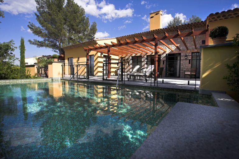 View of a Prestige villa pool, Terre Blanche, Tourrettes, French Riviera