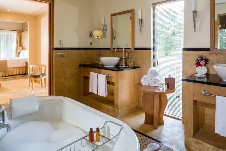 Image depicting a Villa Prestige bathroom at Terre Blanche, Tourrettes, French Riviera