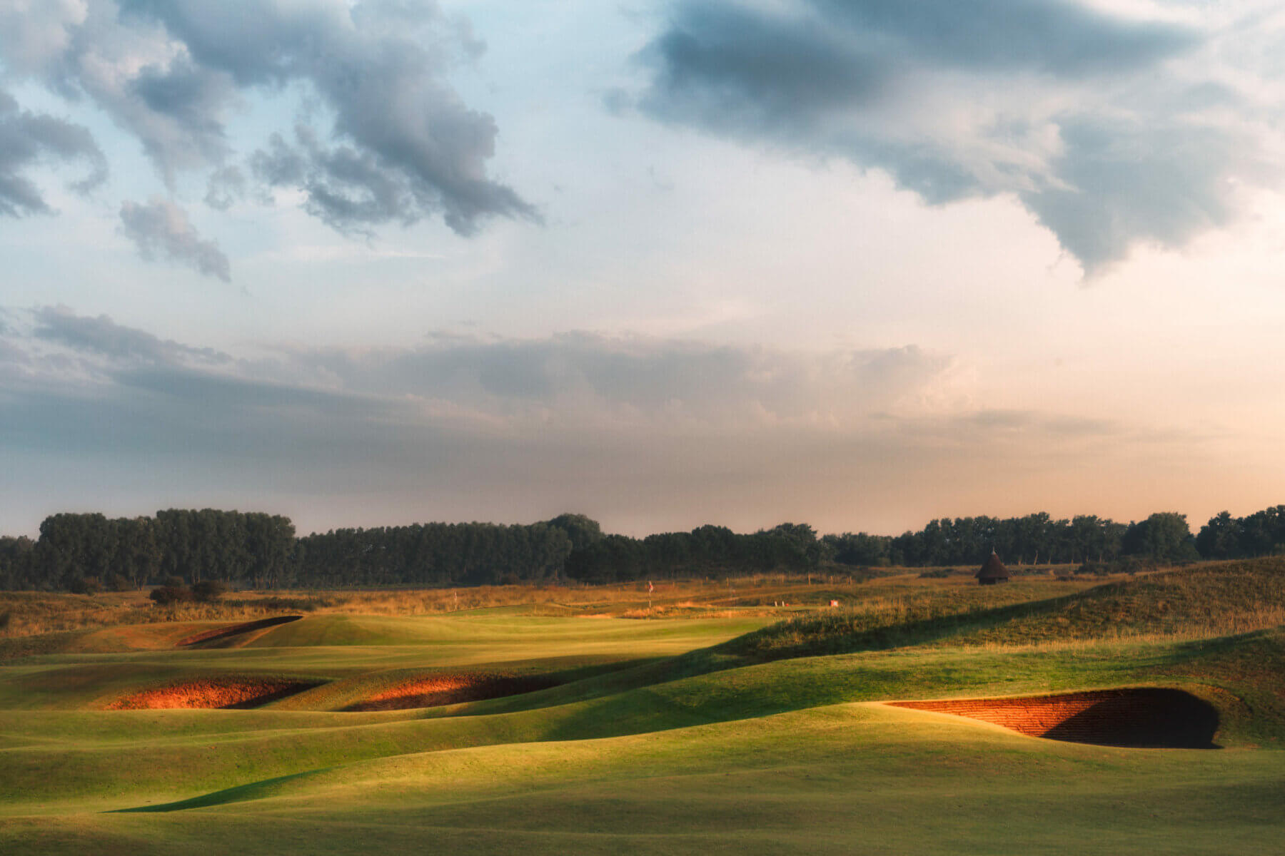 Dusk image of the 9th green at royal St George's Golf Course