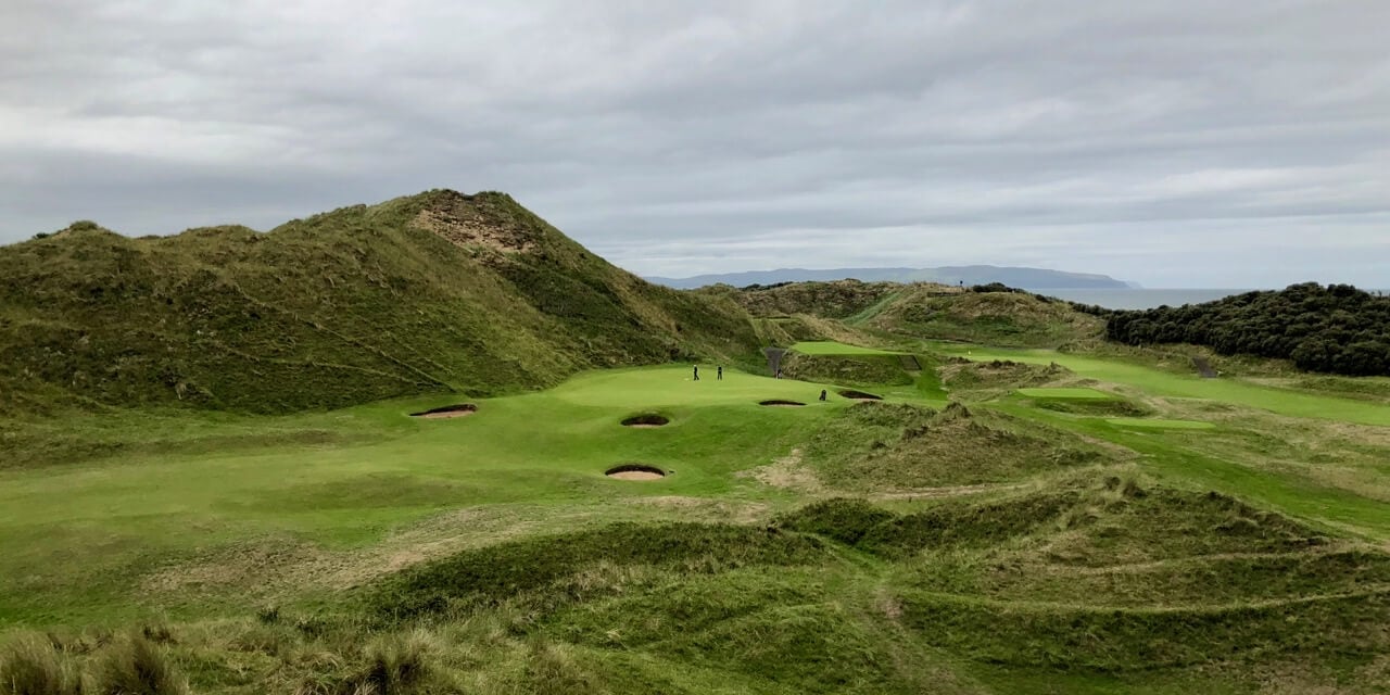 Image of the 9th green on the Strand Golf Course at Portsteward Golf Club, Northern Ireland