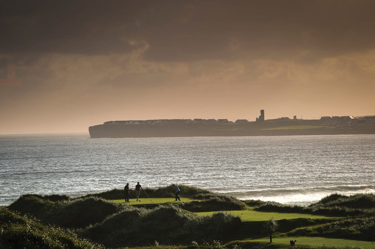 Image of the tee box on the famous Old Tom Morris deigned Klondike hole, Lahinch Golf Club, County Clare, Ireland