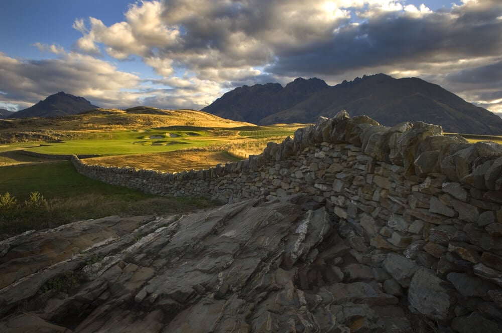 Image of a dry stone wall on Jack's Point Golf Course, Queenstown