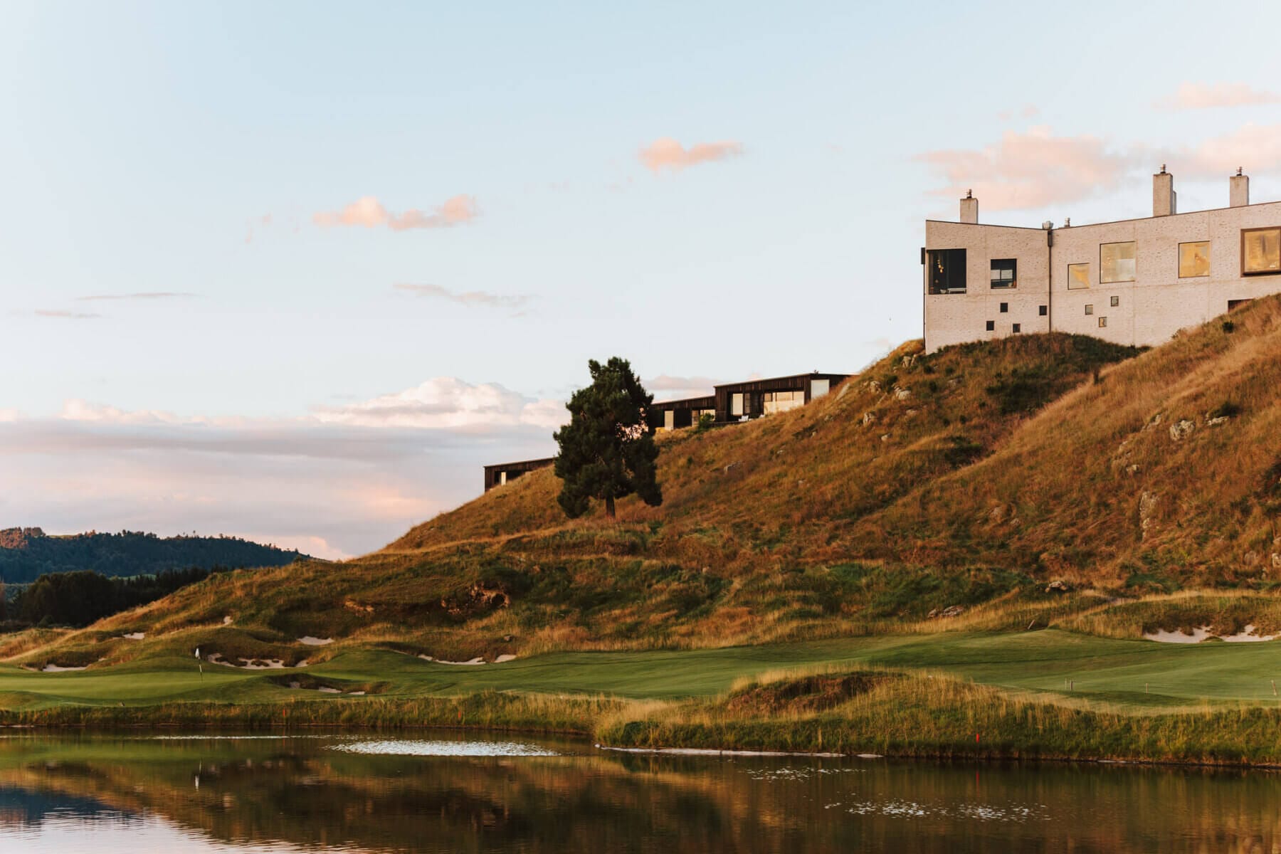 Kinloch Manor & Villas Lake Taupo, New Zealand Voyages.golf