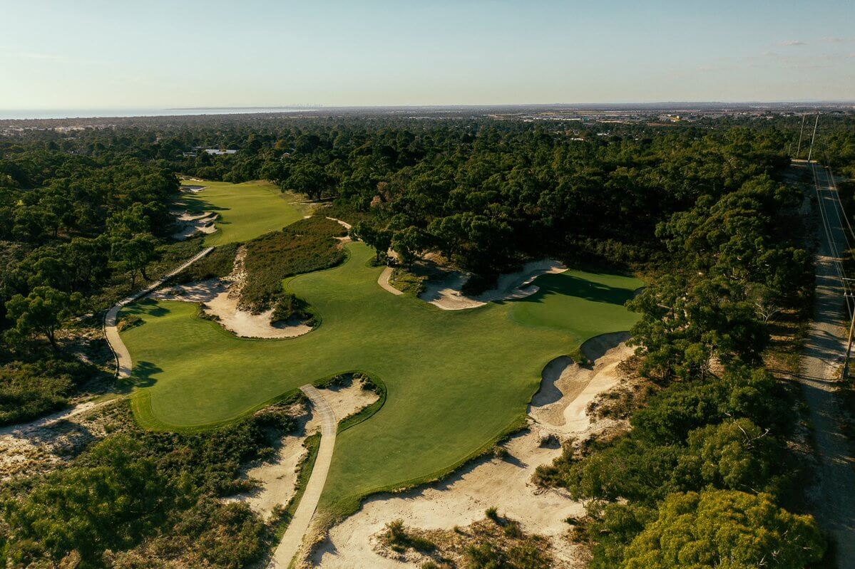 Aerial view of Peninsula Kingswood South Course backing onto a nature reserve