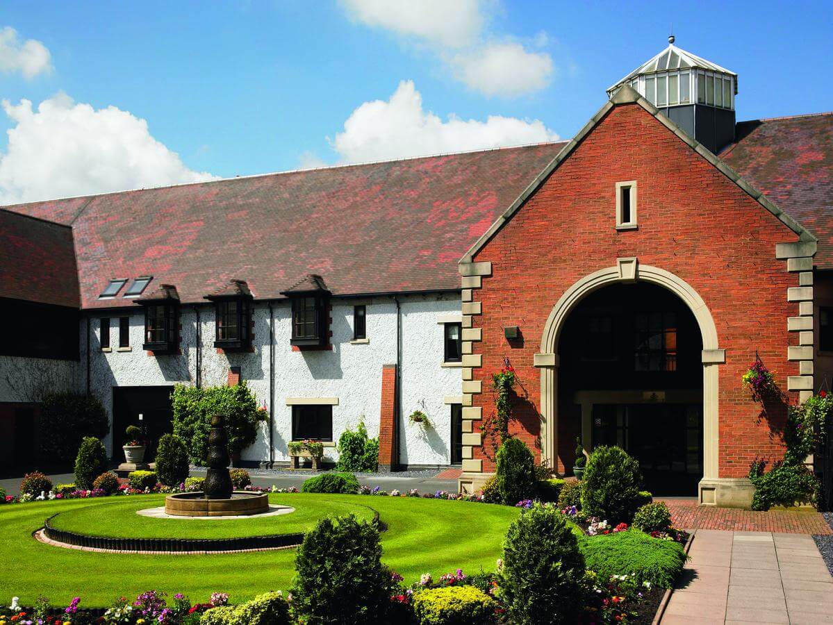 External view of the Marriott Forest of Arden entrance