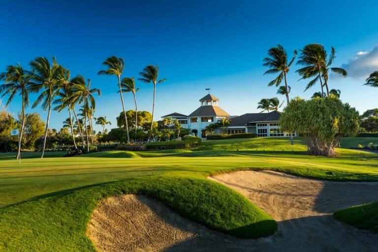 View of the golf clubhouse on the King's Course at Waikoloa