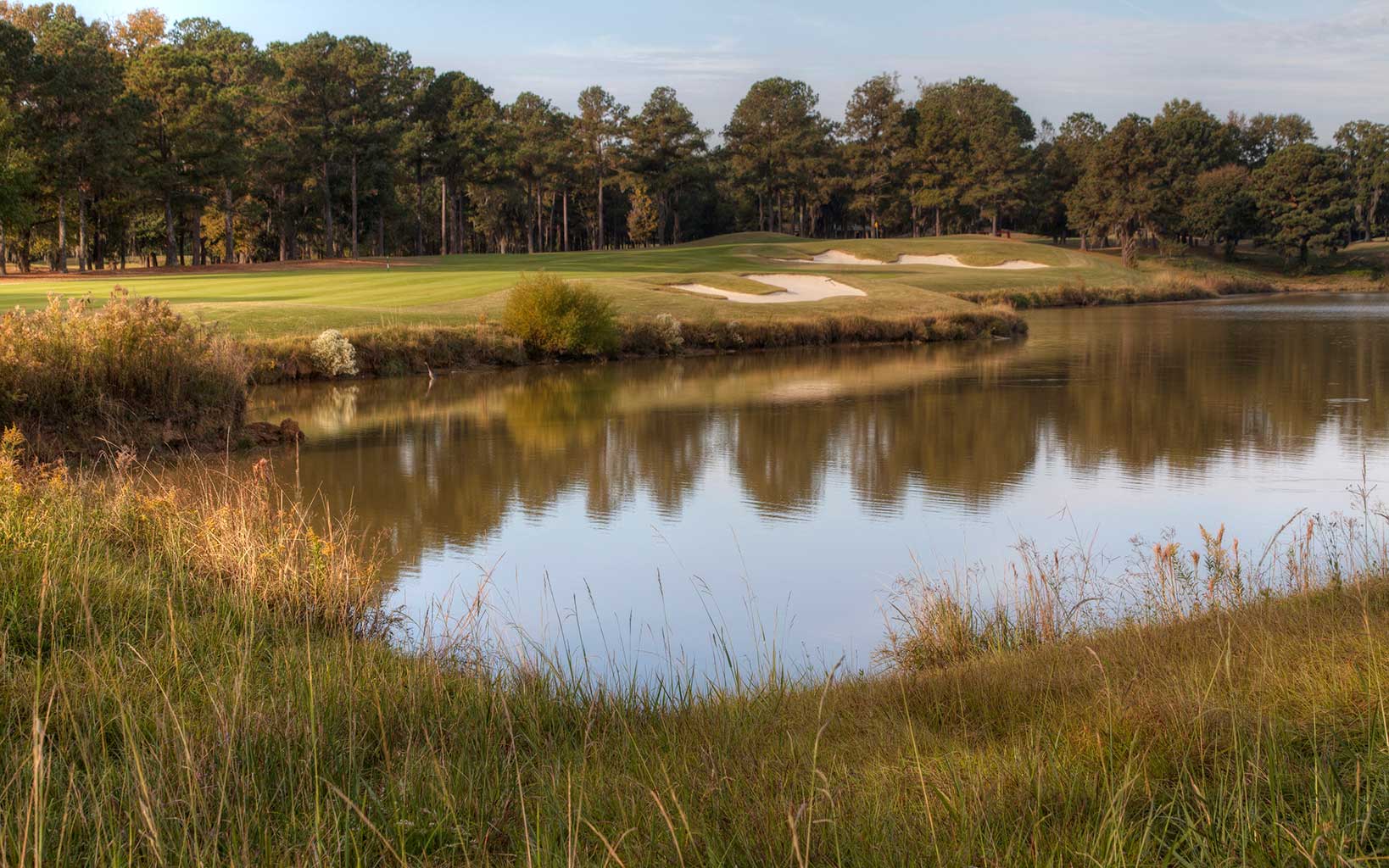 A large lake resides next to the fifth hole on the Judge course