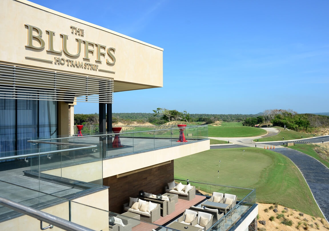 Large clubhouse overlooks the golf course