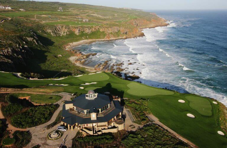 Pinnacle Point clubhouse overlooking the golf course and coastline