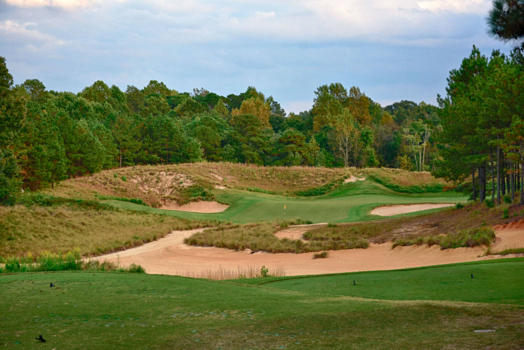 8th hole green protected by bunkes