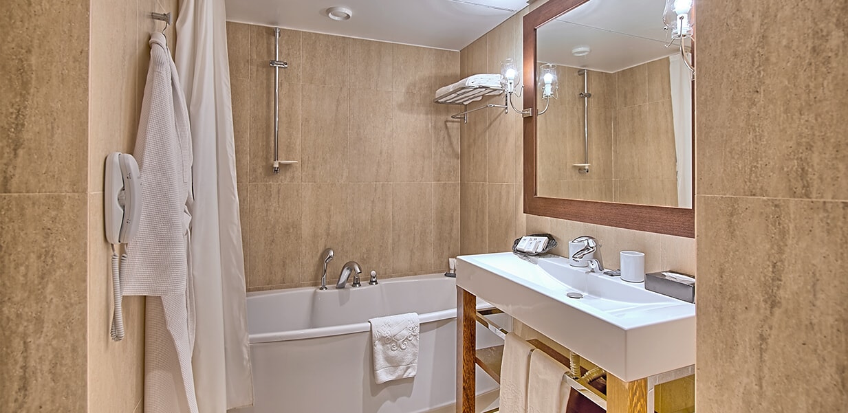 Washroom at Dom Pedro Vilamoura Resort