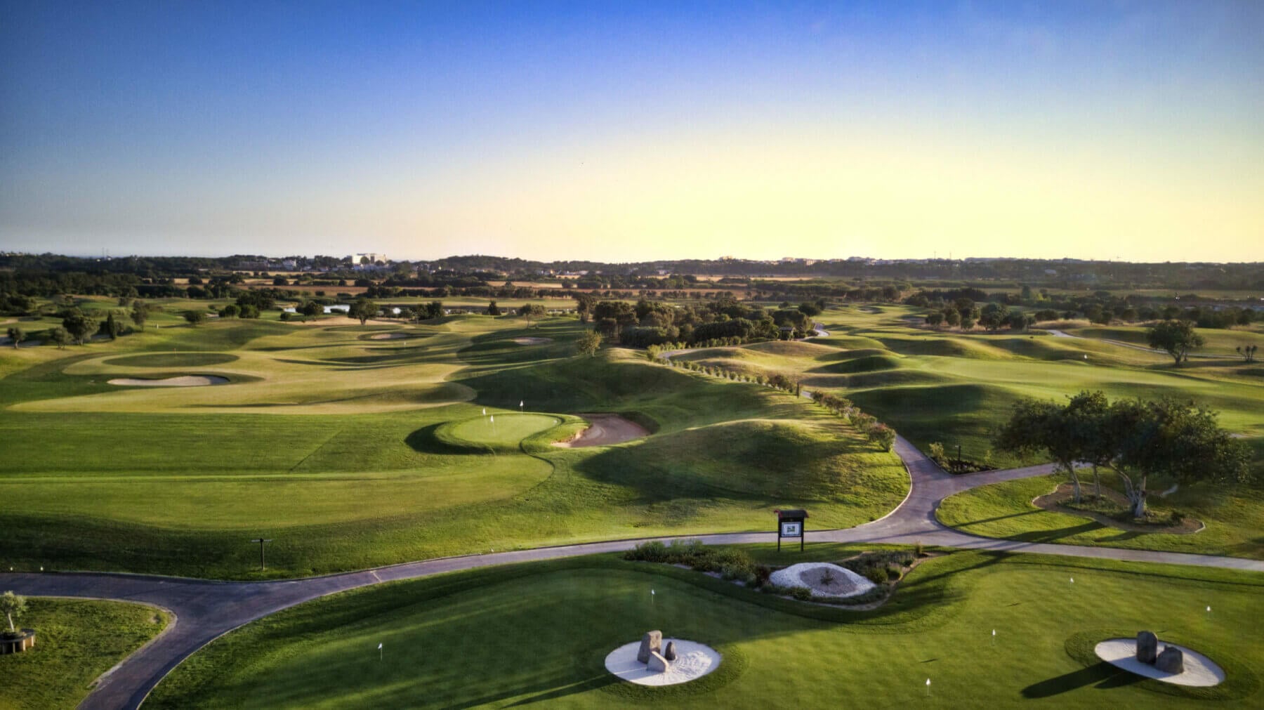 Dom Pedro Victoria Golf Course Vilamoura, Algarve Voyages.golf