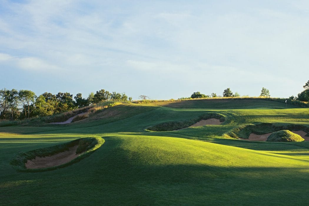 Erin Hills Golf Course & Resort Wisconsin, USA Voyages.golf